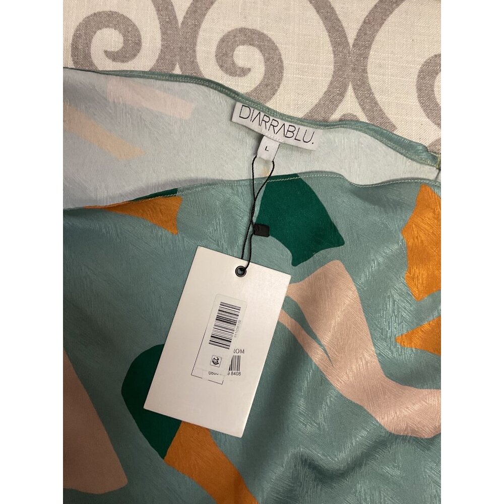 Diarrablu Asymmetrical Flowy Caftan With Abstract Design In Green & Orange - Picture 5 of 6